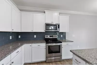 5229 Debut Avenue, Hope Mills, NC 28348 - Photo 22