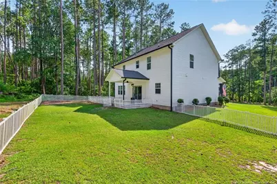30261 East Lake Drive, Wagram, NC 28396 - Photo 40