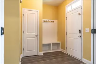 170 Lakeview Dr, Southern Pines, NC 28387 - Photo 4