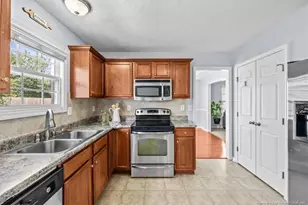 156 Lochwood Dr, Raeford, NC 28376 - Photo 10