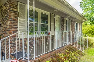 190 Morgan Dr, Raeford, NC 28376 - Photo 4
