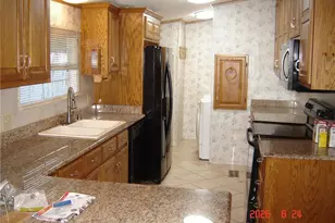 4200 Fayetteville Rd, Raeford, NC 28376 - Photo 14