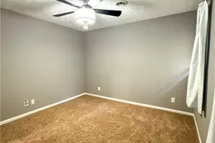 3489 Thorndike Dr, Fayetteville, NC 28311 - Photo 2