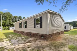 4052 Lodge Dr, Wade, NC 28395 - Photo 24