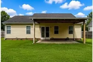 2225 Stornoway Ct, Fayetteville, NC 28306 - Photo 2