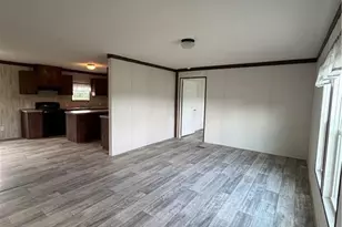 888 Roberta Rd, Fairmont, NC 28340 - Photo 2