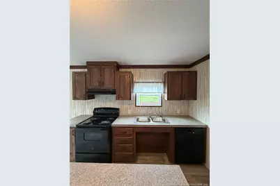 888 Roberta Road, Fairmont, NC 28340 - Photo 4
