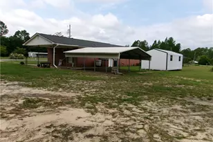 301 W Vinson Ave, Autryville, NC 28318 - Photo 4