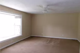 301 W Vinson Ave, Autryville, NC 28318 - Photo 12