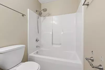 1414 Rougemart Drive, Fayetteville, NC 28304 - Photo 32