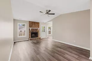 1414 Rougemart Dr, Fayetteville, NC 28304 - Photo 14