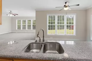 6377 Tabor Church Rd, Fayetteville, NC 28312 - Photo 14