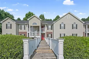 352 Bubble Creek Ct, Fayetteville, NC 28311 - Photo 2