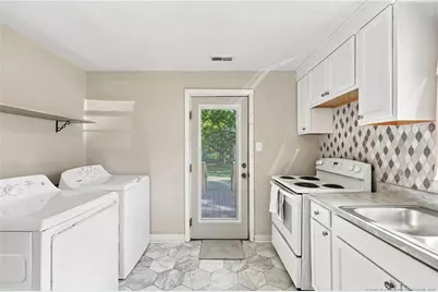121 Post Avenue, Fayetteville, NC 28301 - Photo 12