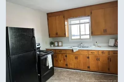 718 N Main Street #B, Spring Lake, NC 28390 - Photo 4