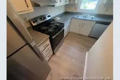 421 Kirkcaldy Court, Fayetteville, NC 28314 - Photo 4