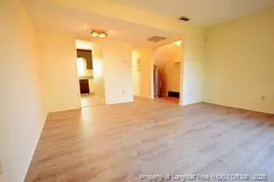 421 Kirkcaldy Ct, Fayetteville, NC 28314 - Photo 2