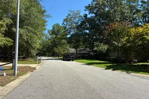 2723 Rivercliff Rd, Fayetteville, NC 28301 - Photo 18