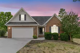108 Camberly Ln, Aberdeen, NC 28315 - Photo 1