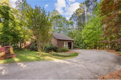 2004 Vantage Point, Sanford, NC 27330 - Photo 4