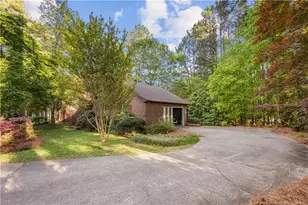 2004 Vantage Point, Sanford, NC 27330 - Photo 4