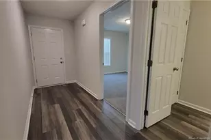 105 Pineridge Dr, Lumberton, NC 28358 - Photo 2
