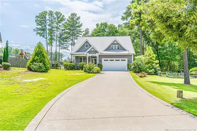 125 Bree Court, Aberdeen, NC 28315 - Photo 2