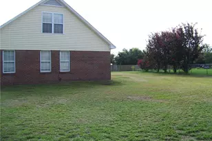 190 Finch Rd, Rockfish, NC 28306 - Photo 4