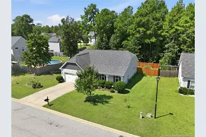 233 English Oak Drive, Bunnlevel, NC 28323 - Photo 2