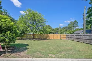 209 N Churchill Dr, Fayetteville, NC 28303 - Photo 32