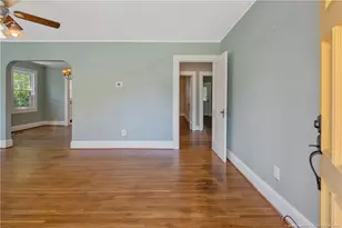 209 N Churchill Dr, Fayetteville, NC 28303 - Photo 2