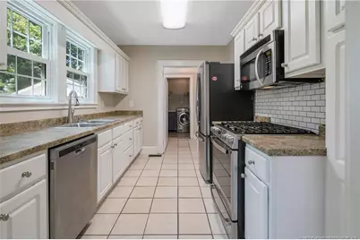 209 N Churchill Drive, Fayetteville, NC 28303 - Photo 8