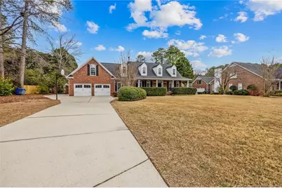 266 Courtyard Lane, Fayetteville, NC 28303 - Photo 2