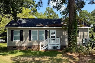 316 Edens Ave, Lumberton, NC 28358 - Photo 1