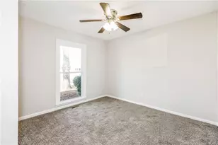 705 Mosswood Ln, Fayetteville, NC 28311 - Photo 16