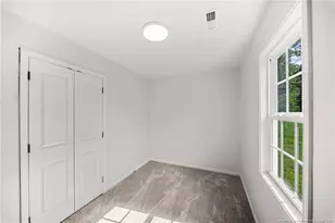 401 Cedric St, Fayetteville, NC 28303 - Photo 10