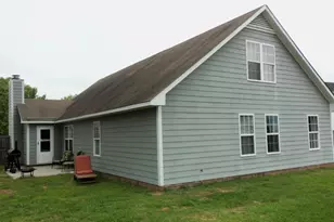 120 Mosswood Dr, Raeford, NC 28376 - Photo 2