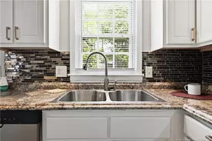 4384 Spinel Dr, Fayetteville, NC 28311 - Photo 14
