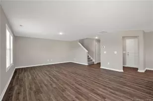 45 E Emily Gardens Dr, Selma, NC 27576 - Photo 8