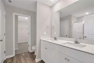 45 E Emily Gardens Dr, Selma, NC 27576 - Photo 18