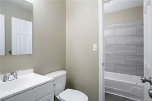 912 Spellman Dr, Fayetteville, NC 28311 - Photo 4