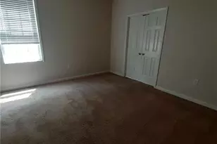 3910 Bardstown Ct, Fayetteville, NC 28304 - Photo 6