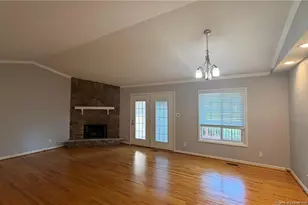 6746 Irongate Dr, Fayetteville, NC 28306 - Photo 6
