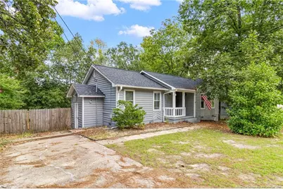 904 Dandridge Drive, Fayetteville, NC 28303 - Photo 2