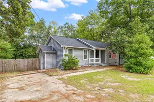904 Dandridge Dr, Fayetteville, NC 28303 - Photo 2