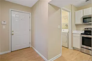 509 Meadowland Ct SE, Hope Mills, NC 28348 - Photo 8