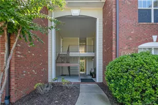 509 Meadowland Ct SE, Hope Mills, NC 28348 - Photo 4
