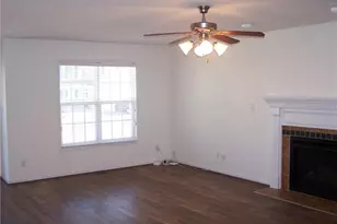 1753 Cherrypoint Dr, Fayetteville, NC 28306 - Photo 2