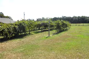 644 Lamb Rd, Lumberton, NC 28358 - Photo 18