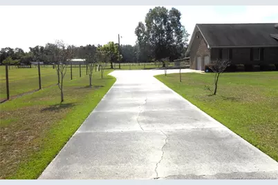 644 Lamb Road, Lumberton, NC 28358 - Photo 2